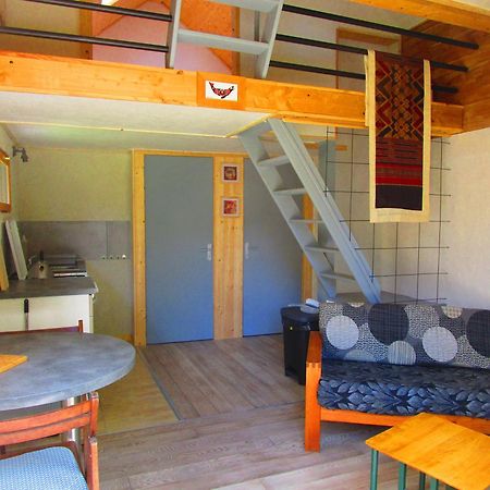 Eco Maisonnette Sulniac Bagian luar foto
